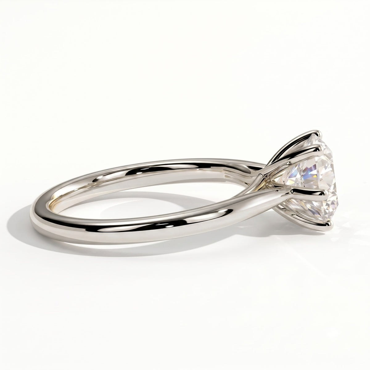 Round lab-grown diamond solitaire engagement ring in 14K (585) white gold, detail view
