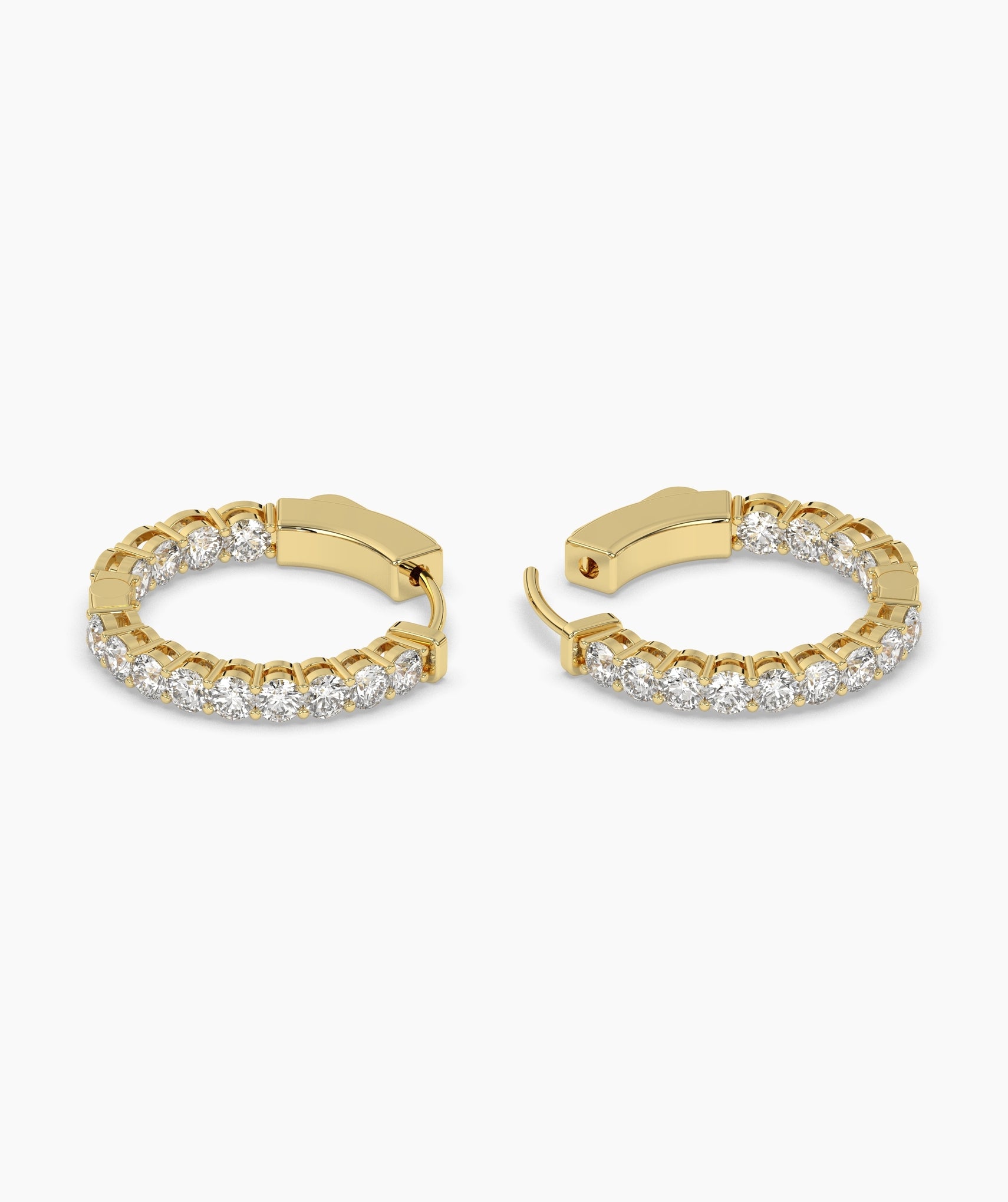 Tatja Round Hoop Earring