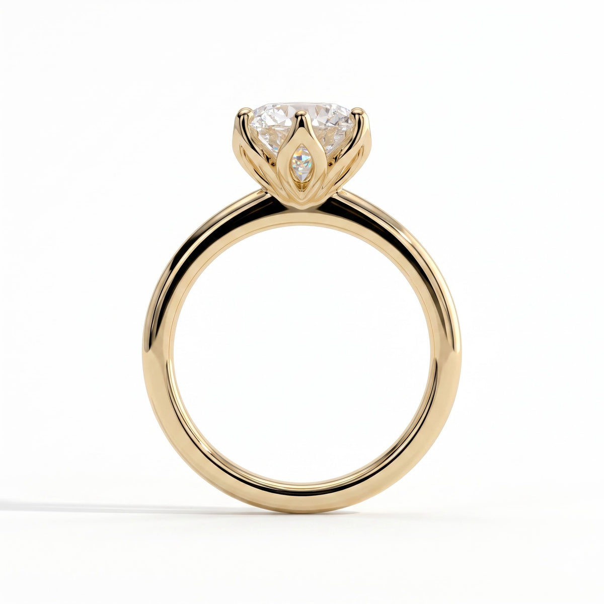 Round lab-grown diamond solitaire engagement ring in 18K (750) yellow gold, side profile