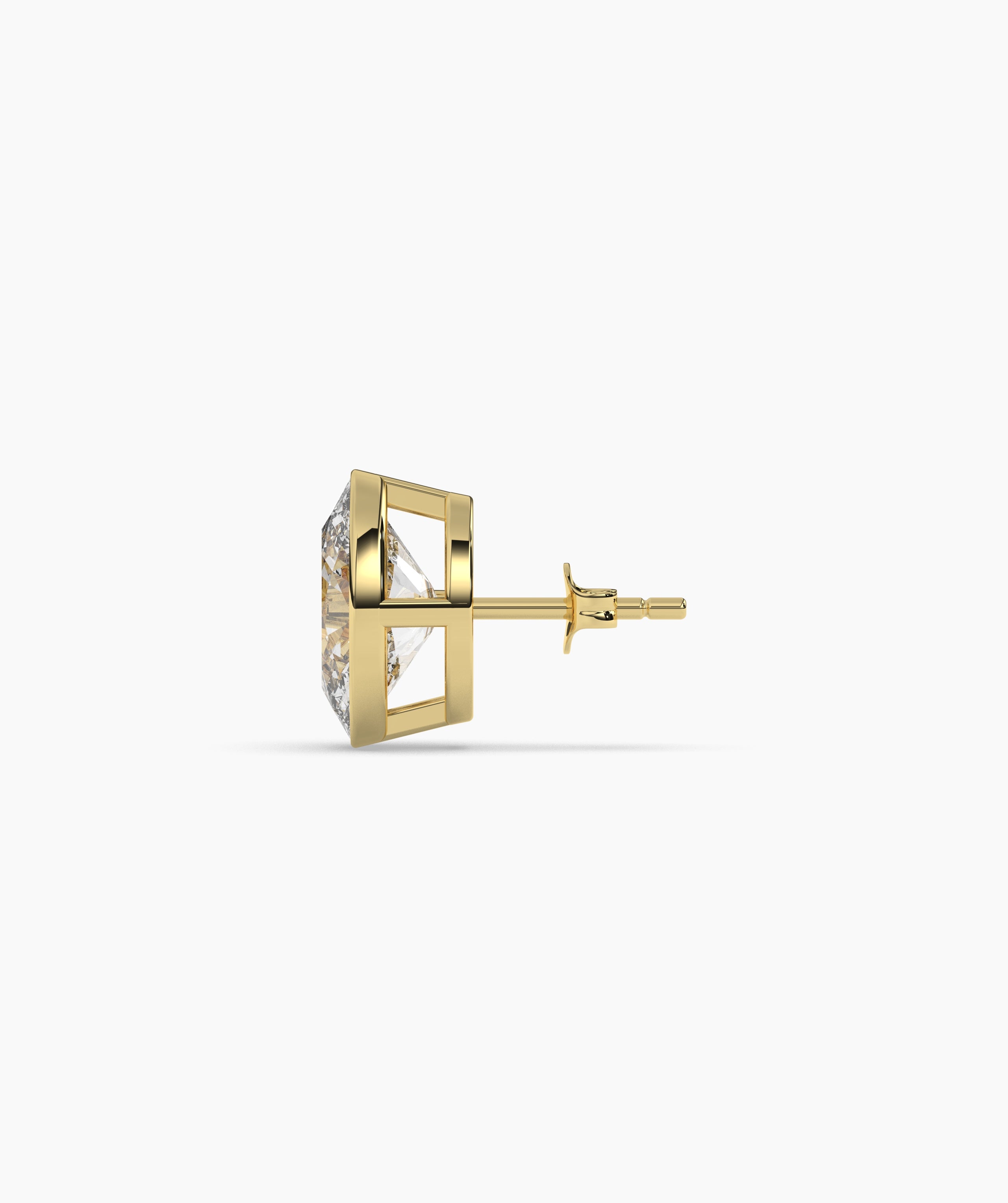Monique Oval Stud Earring