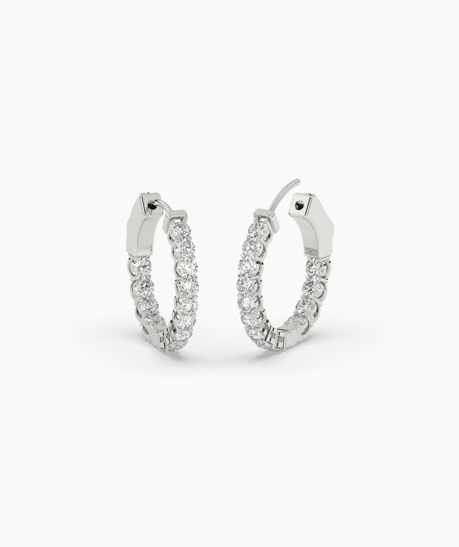 Tatja Round Hoop Earring