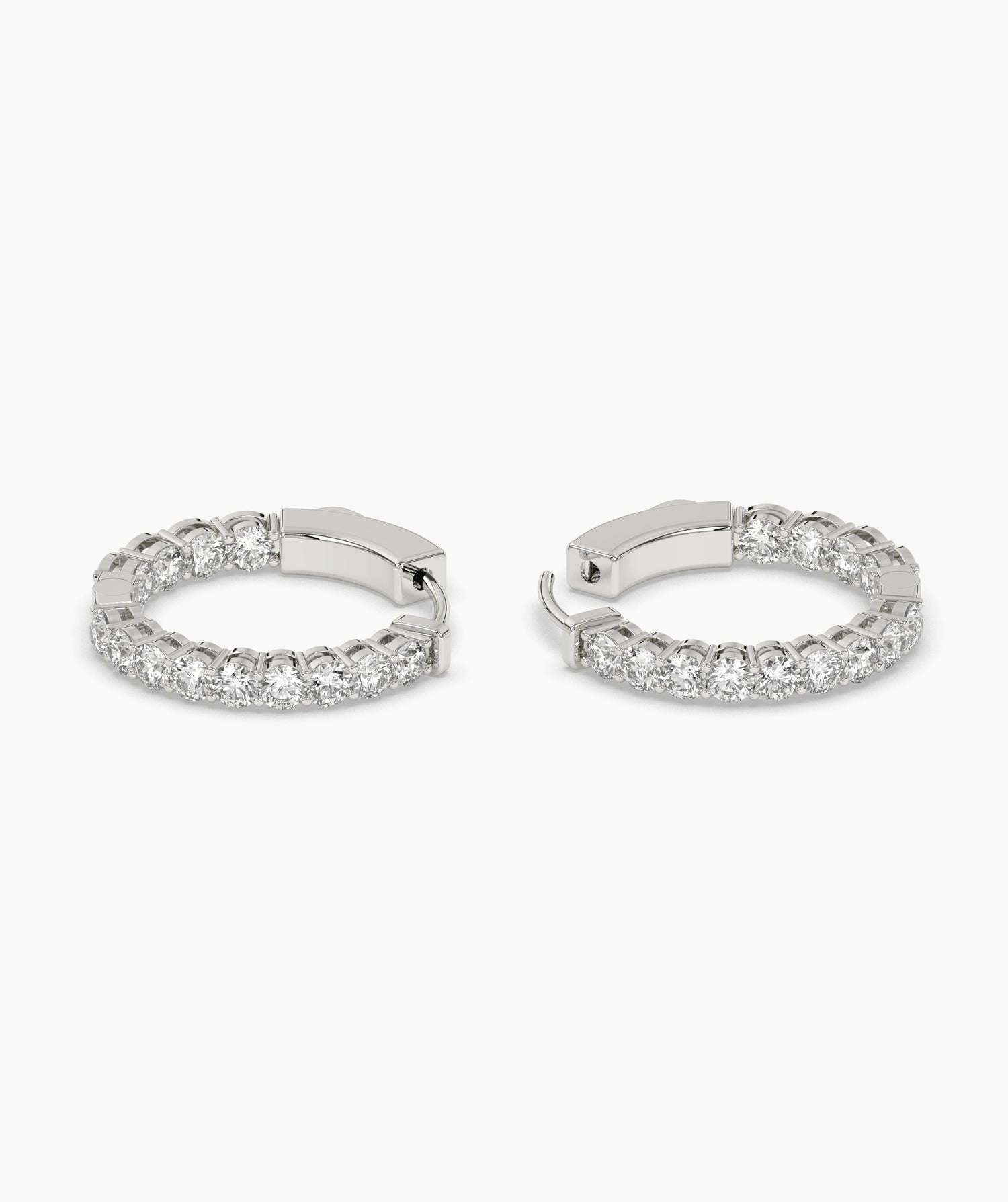 Tatja Round Hoop Earring