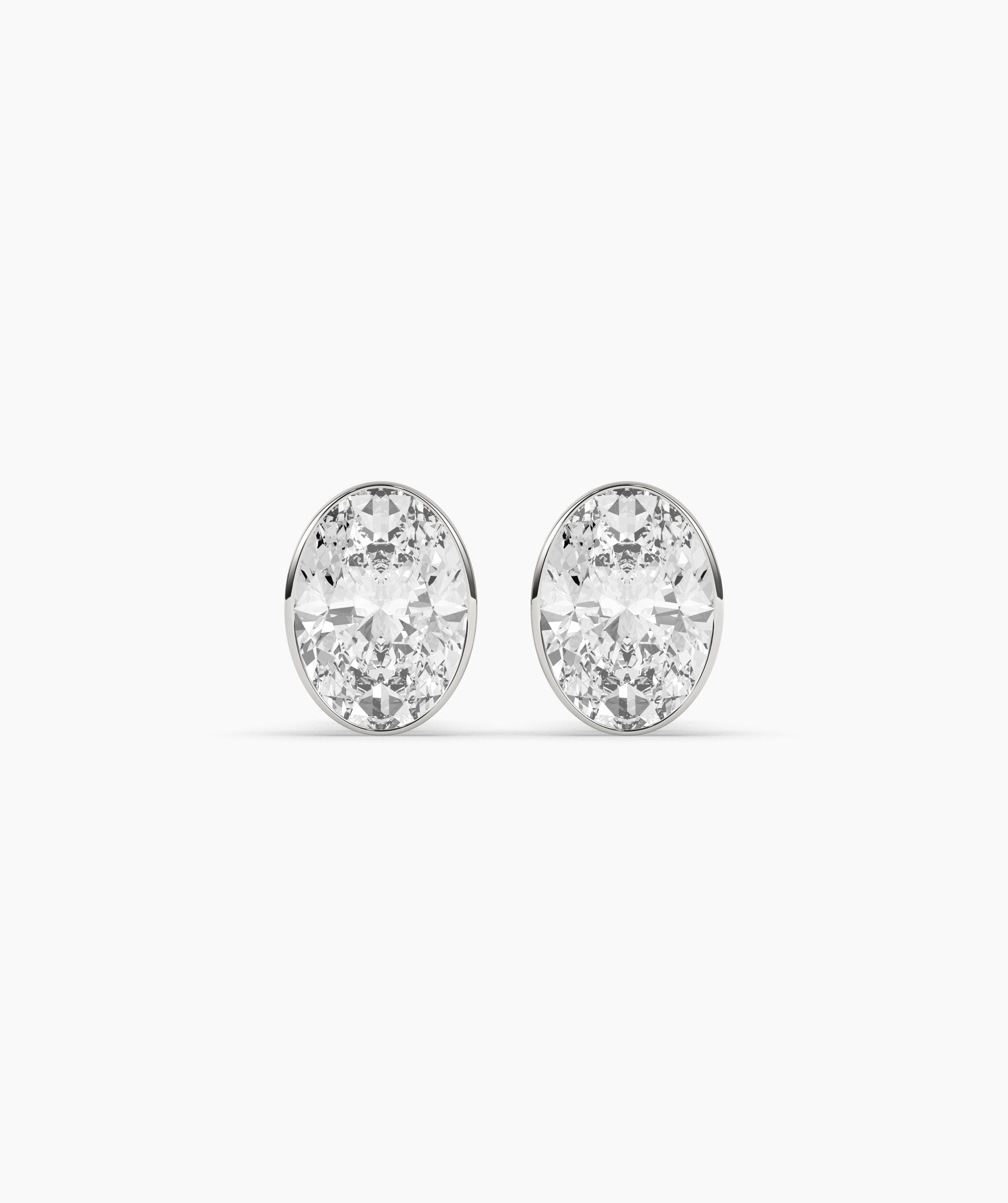 Monique Oval Stud Earring
