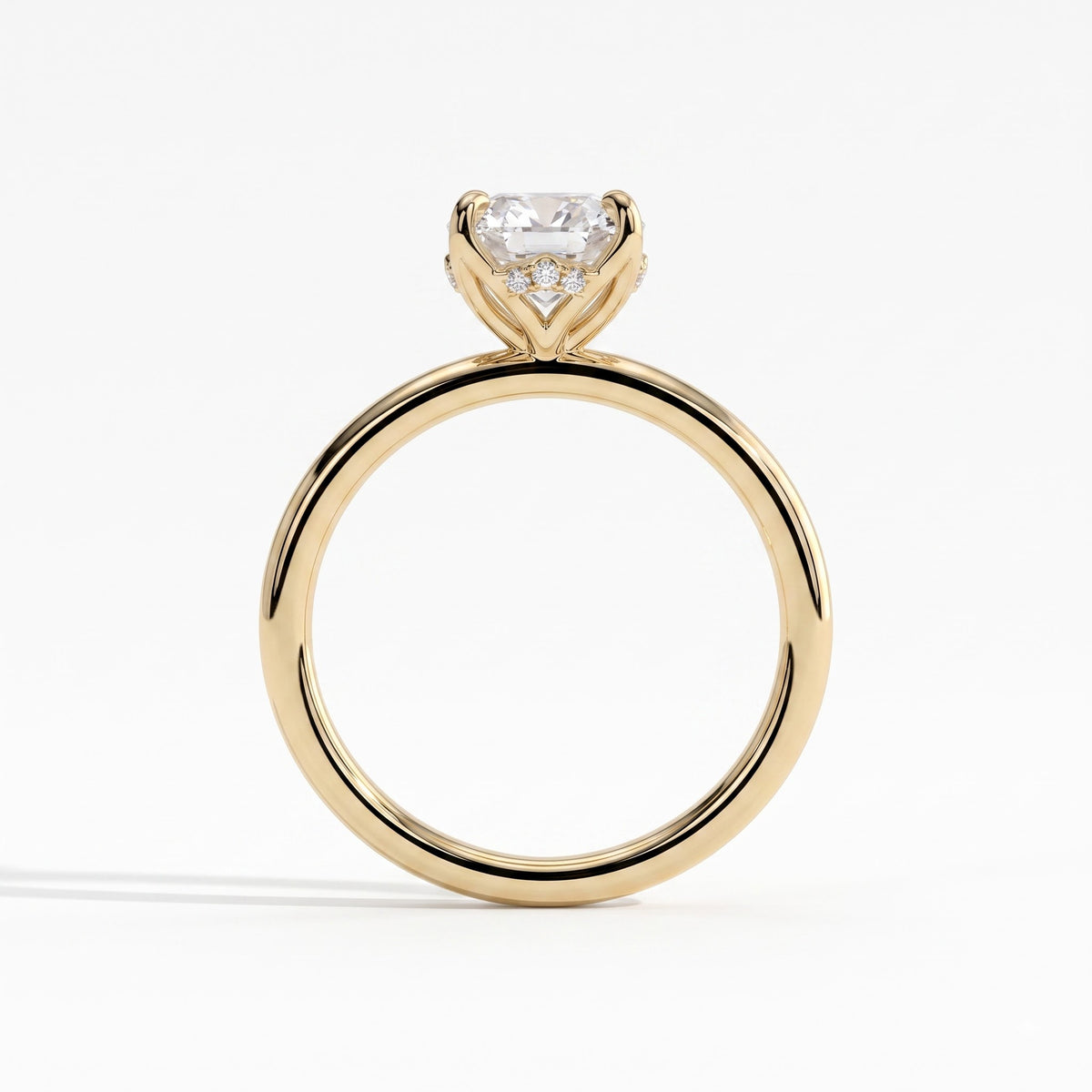 Oval lab-grown diamond solitaire engagement ring in 18K (750) yellow gold, side profile