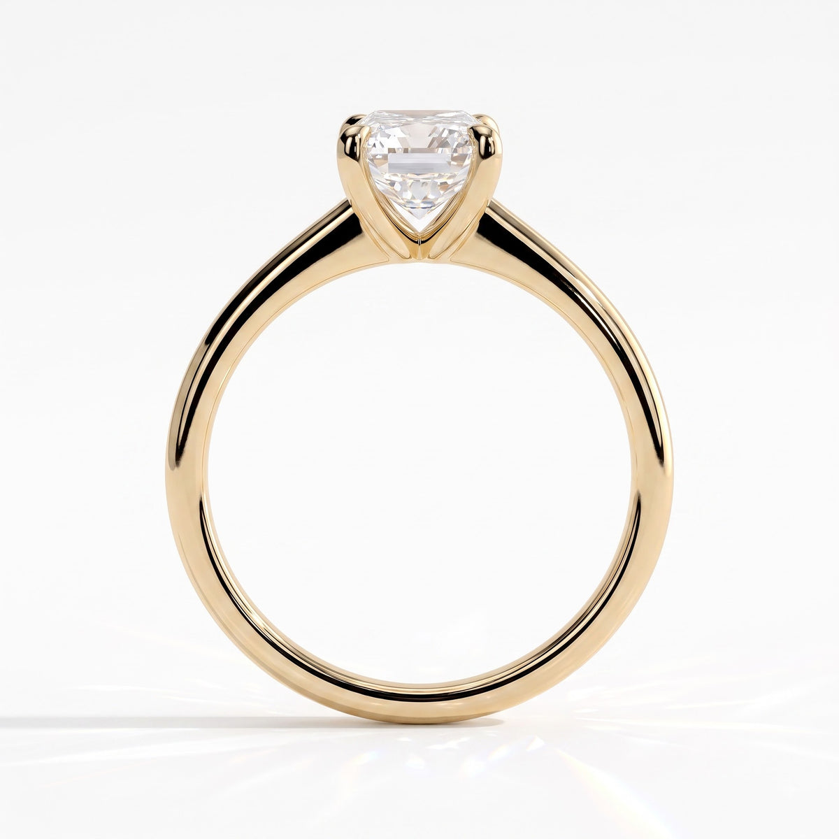 Pear lab-grown diamond solitaire engagement ring in 18K (750) yellow gold, side profile