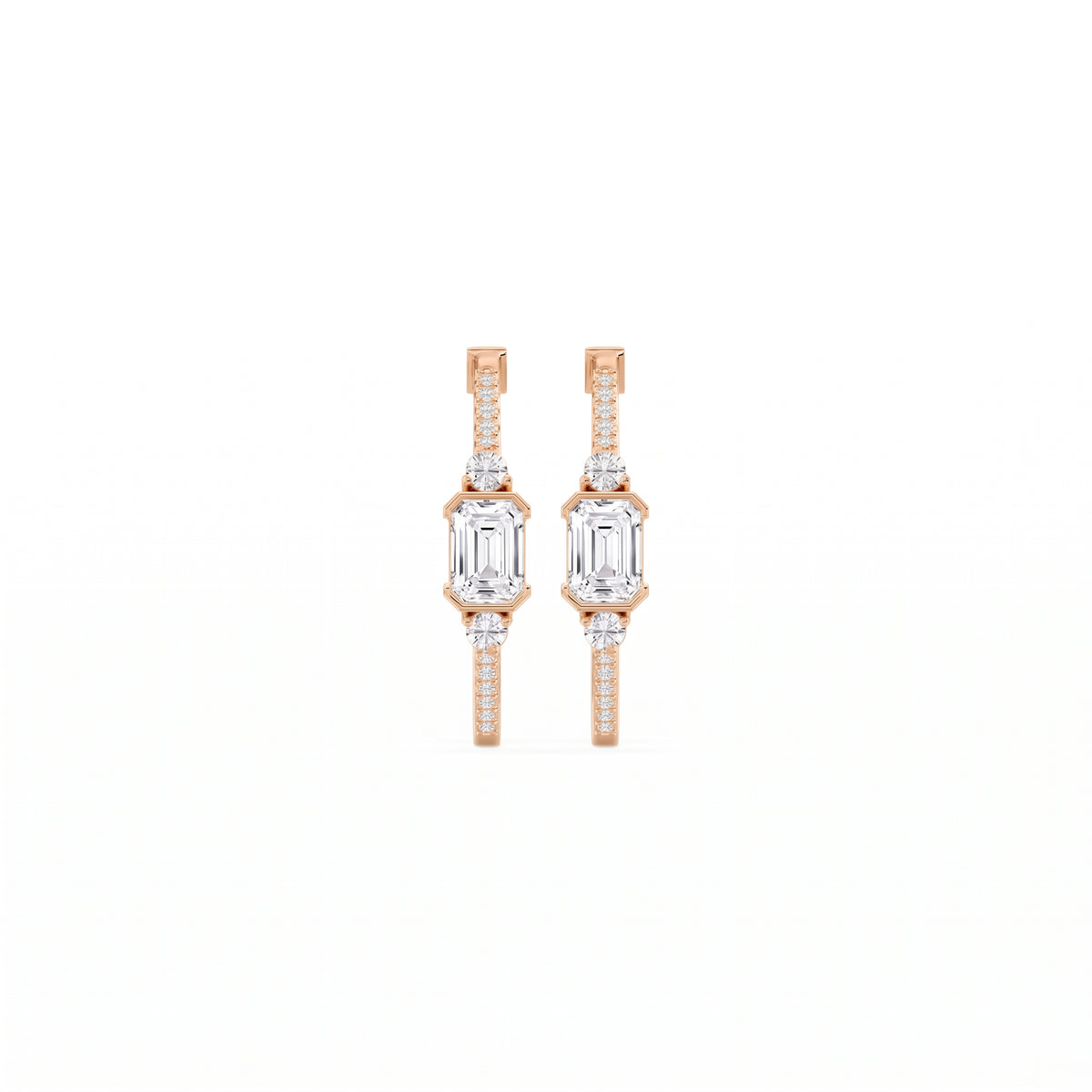Marisol Pavé-Creolen mit Diamant im Smaragdschliff │ Ø 18mm