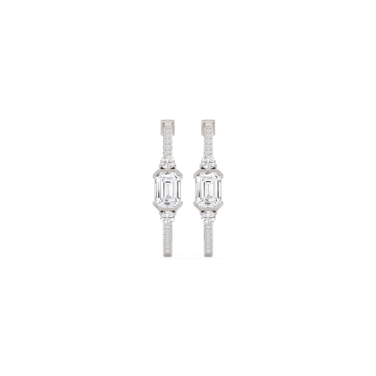 Marisol Pavé-Creolen mit Diamant im Smaragdschliff │ Ø 18mm