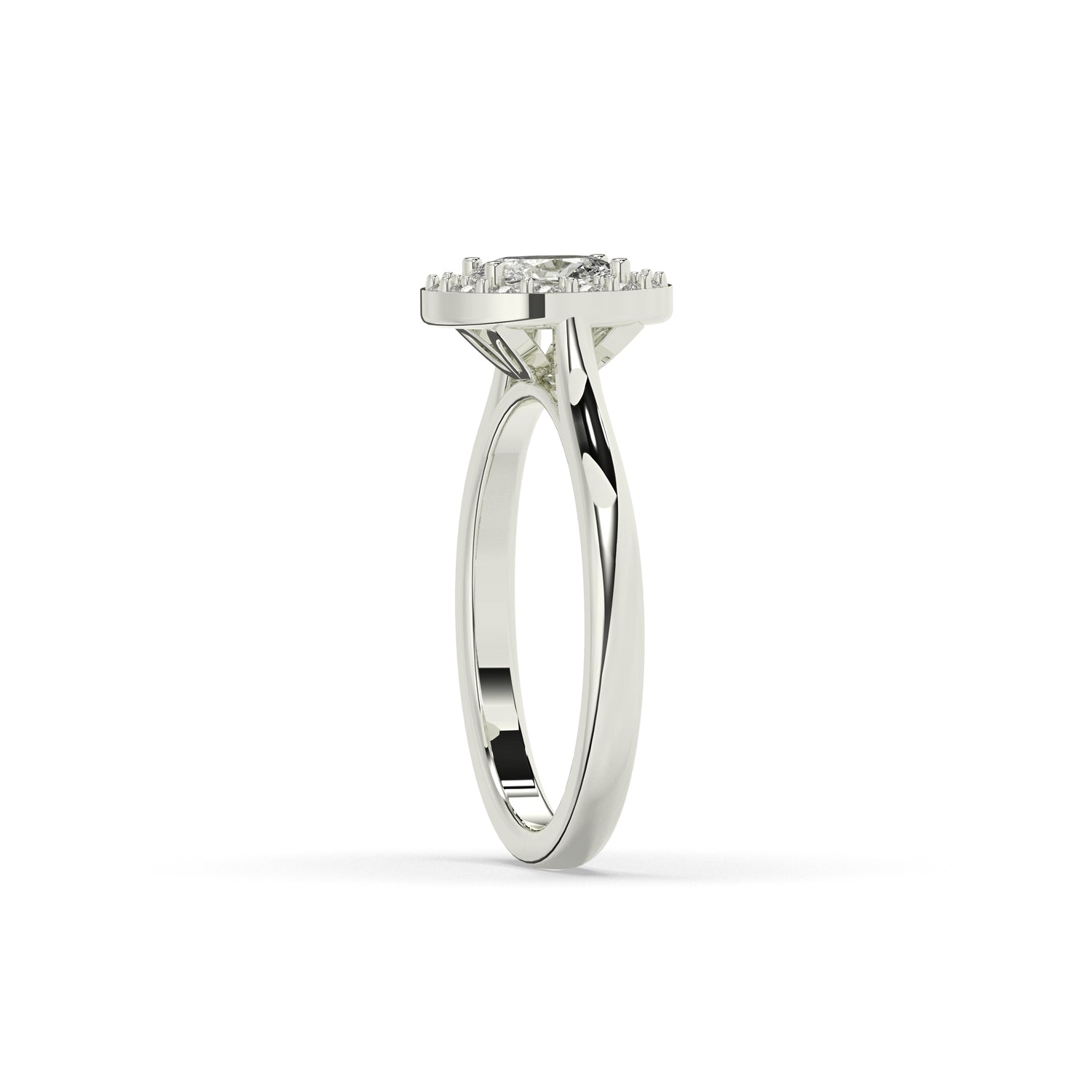 Alessa Oval Halo Ring