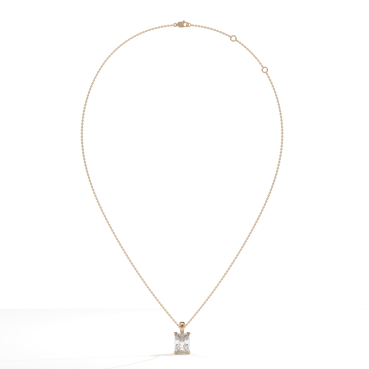 Margot Solitär-Halskette mit Labordiamanten im Radiantschliff aus 585 Roségold, Ansicht der ganzen Kette