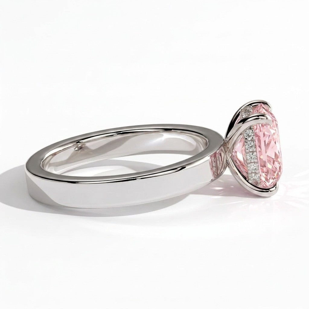 Fancy Vivid Pink elongated cushion lab-grown diamond engagement ring with flat cigar band and hidden halo in 14K (585) white gold, detail view of the flat cigar band