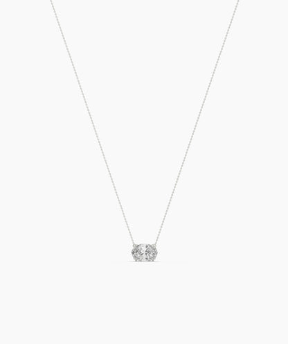 Noelia Solitär-Halskette mit quer gefasstem ovalem Labordiamanten aus 585 Weißgold, Ansicht der ganzen Kette 