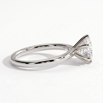Round lab-grown diamond halo engagement ring in 14K (585) white gold, detail view 