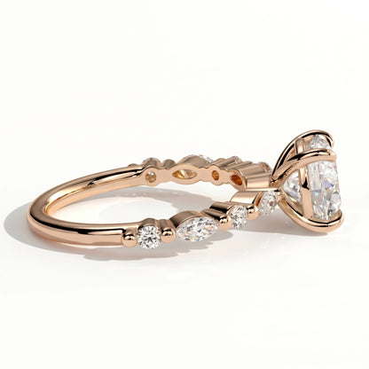 Round lab-grown diamond halo engagement ring in 18K (750) rose gold, detail view 