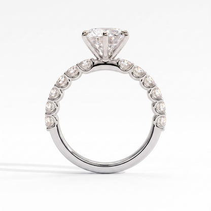 Frieda Radiant Solitaire Ring 750 White Gold upright 