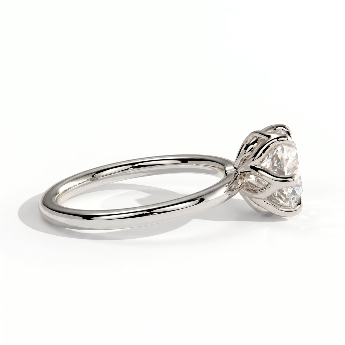 Round lab-grown diamond halo engagement ring in 18K (750) white gold, detail view 