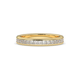 Sarina princess-cut lab-grown diamond channel-set memoire wedding band in 585 yellow gold, front view 