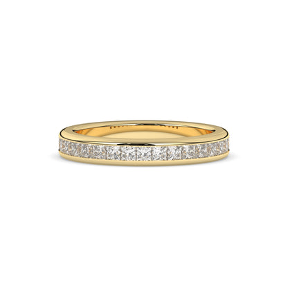 Sarina princess-cut lab-grown diamond channel-set memoire wedding band in 585 yellow gold, front view 