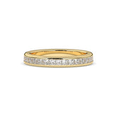 Sarina princess-cut lab-grown diamond channel-set memoire wedding band in 750 yellow gold, front view 