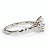 Round lab-grown diamond solitaire engagement ring in 18K (750) white gold, detail view 