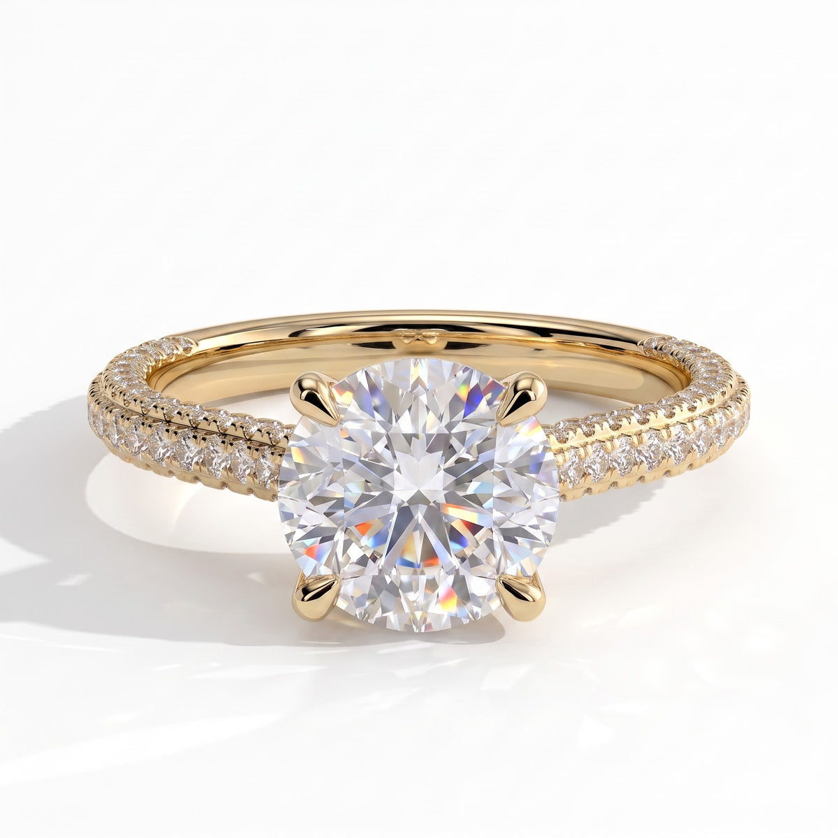 Round lab-grown diamond halo engagement ring in 14K (585) yellow gold, front view 
