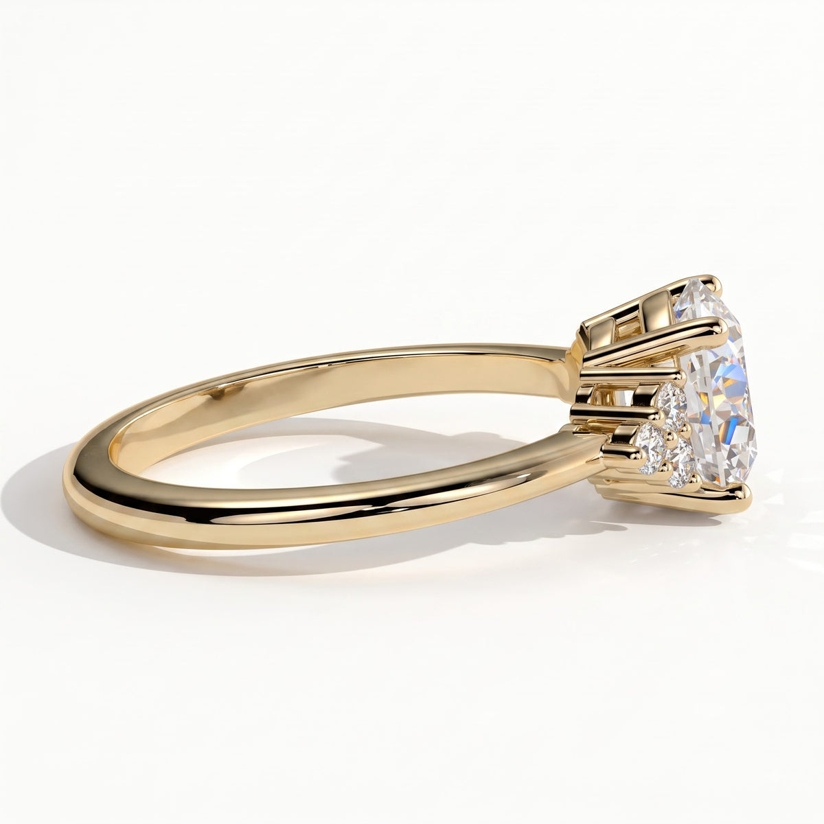 Round lab-grown diamond halo engagement ring in 14K (585) yellow gold, three-quarter view 