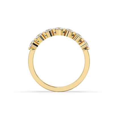 Vivia round lab-grown diamond memoire wedding band in 585 yellow gold, top view 