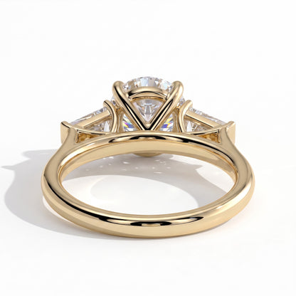 Round lab-grown diamond three-stone engagement ring in 14K (585) yellow gold, on white background 