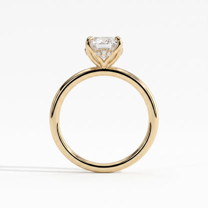 Oval lab-grown diamond solitaire engagement ring in 18K (750) yellow gold, side profile 