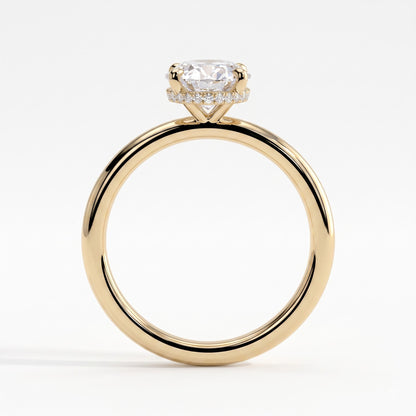 Oval lab-grown diamond solitaire engagement ring in 18K (750) yellow gold, side profile 