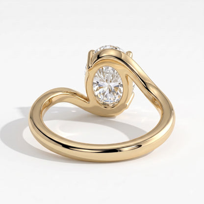 Oval lab-grown diamond solitaire engagement ring in 18K (750) yellow gold, side profile 