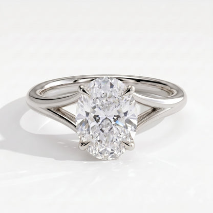 Oval lab-grown diamond solitaire engagement ring in 14K (585) white gold, front view 