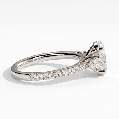 Oval lab-grown diamond three-stone engagement ring in 950 platinum, detail view 
