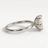 Oval lab-grown diamond solitaire engagement ring in 18K (750) white gold, detail view 