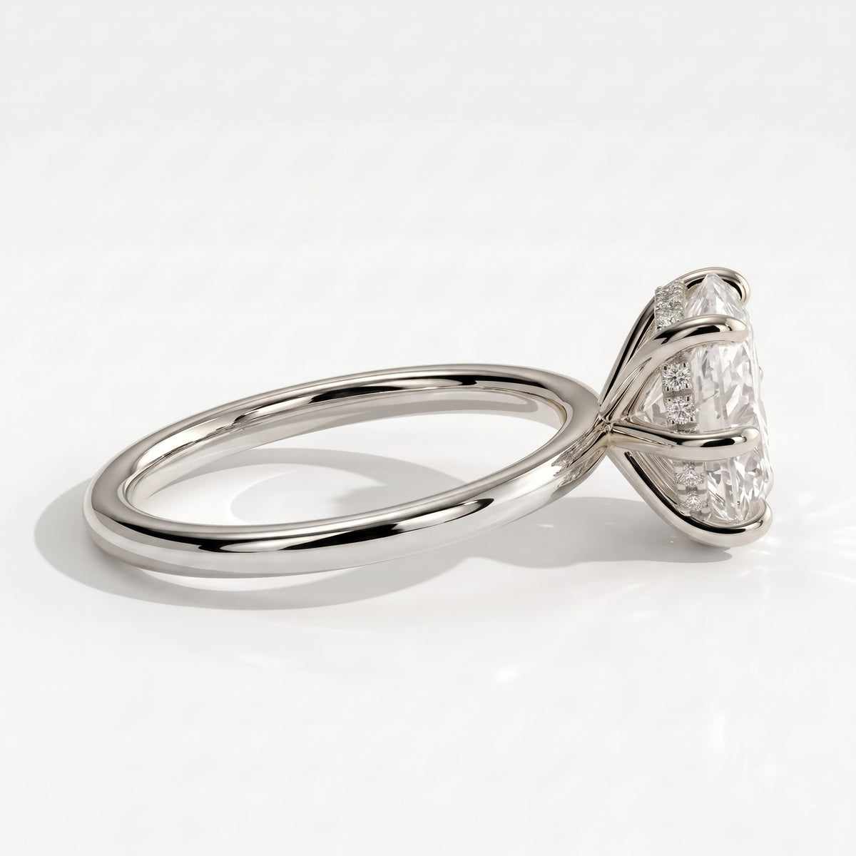 Oval lab-grown diamond solitaire engagement ring in 950 platinum, detail view 