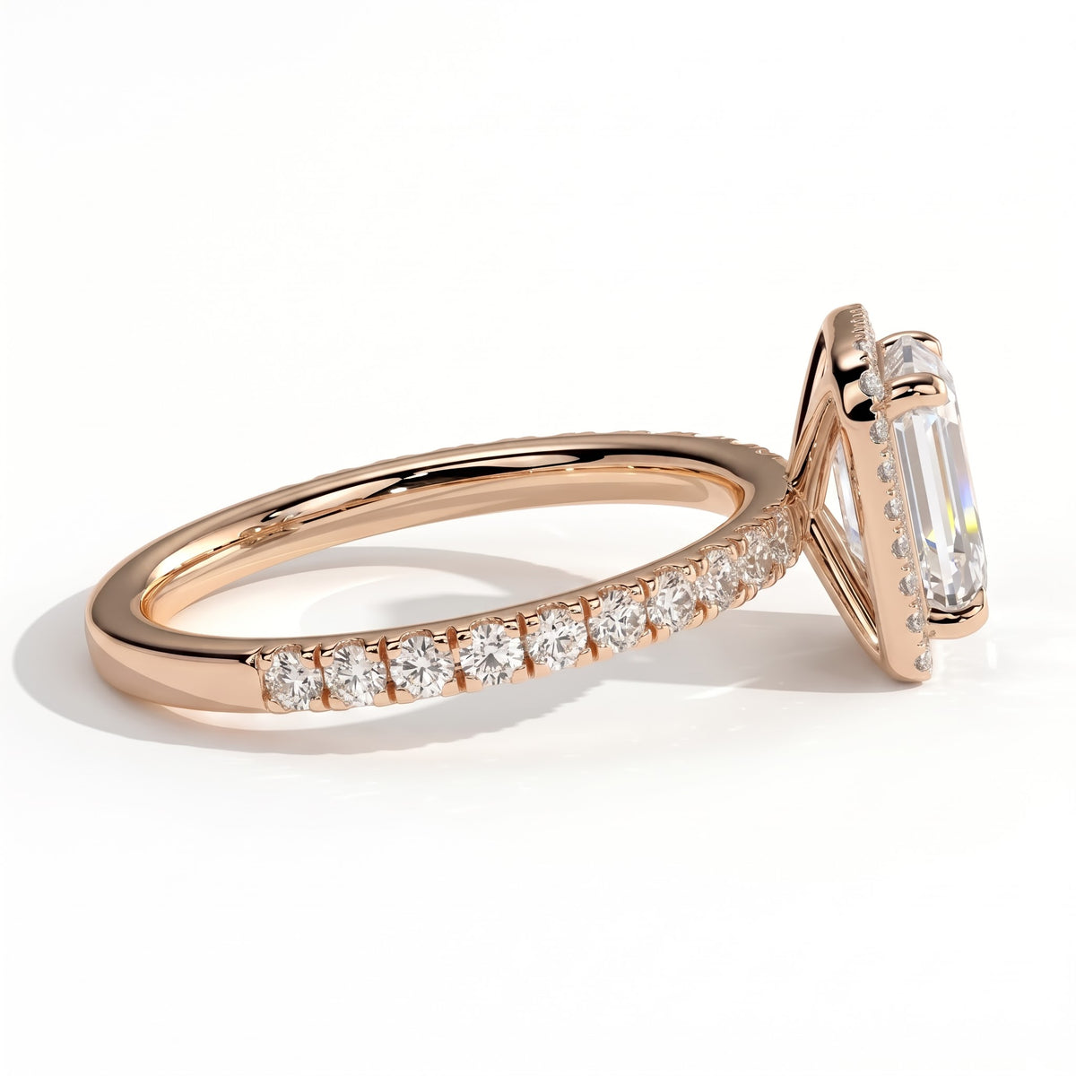 Emerald lab-grown diamond halo engagement ring in 18K (750) rose gold, detail view 