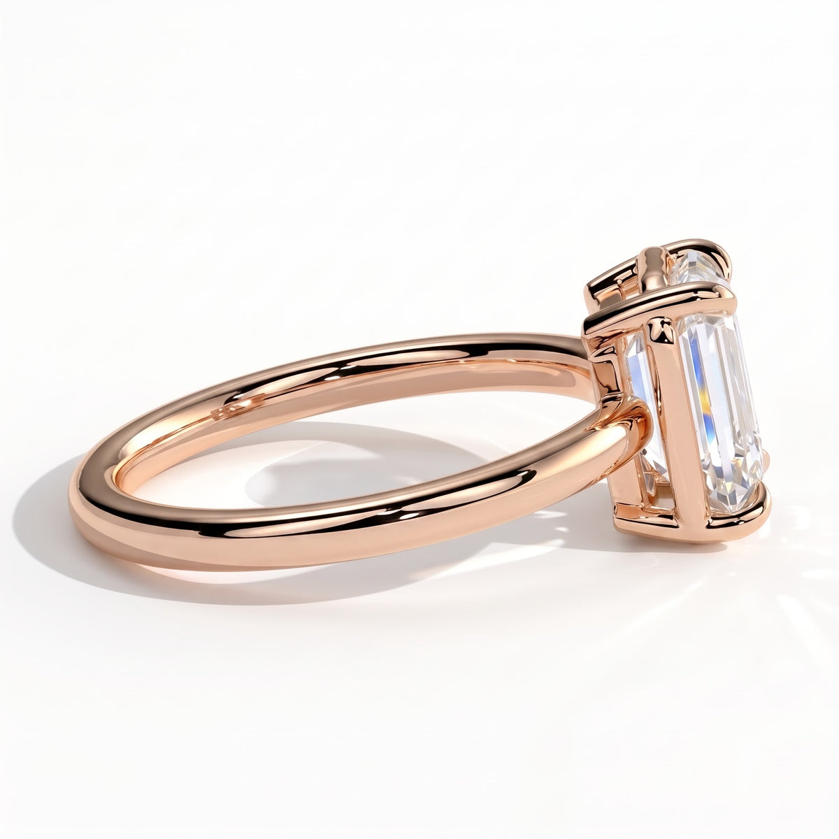 Emerald lab-grown diamond bezel-set solitaire engagement ring in 14K (585) rose gold, detail view 