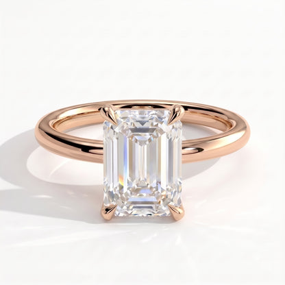 Emerald lab-grown diamond solitaire engagement ring in 14K (585) rose gold, front view 