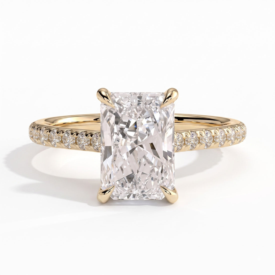 Radiant lab-grown diamond halo engagement ring in 14K (585) yellow gold, front view 