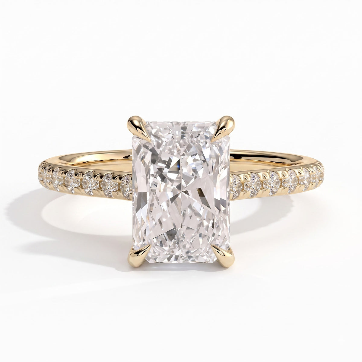 Radiant lab-grown diamond halo engagement ring in 14K (585) yellow gold, front view 