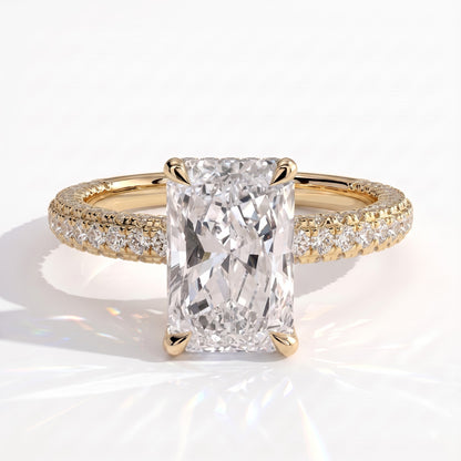 Radiant lab-grown diamond halo engagement ring in 14K (585) yellow gold, front view 