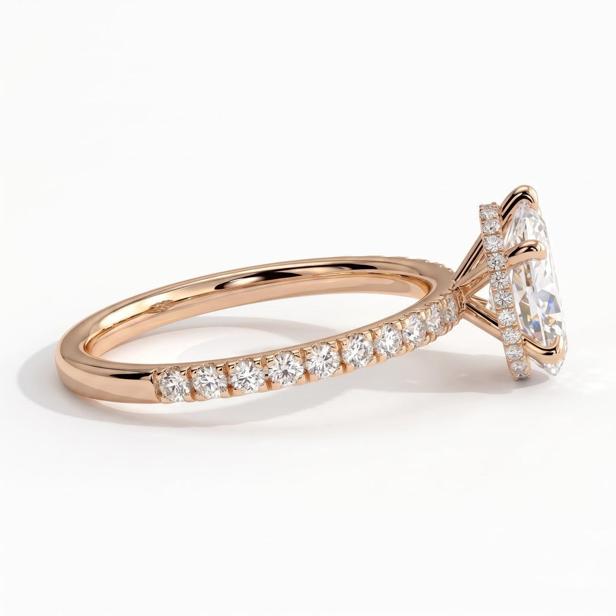 Pear lab-grown diamond halo engagement ring in 18K (750) rose gold, detail view 