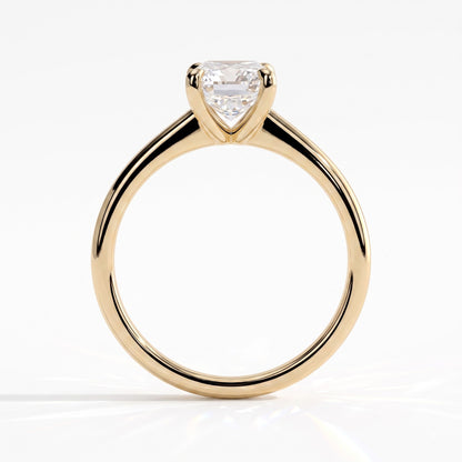 Pear lab-grown diamond solitaire engagement ring in 14K (585) yellow gold, side profile 