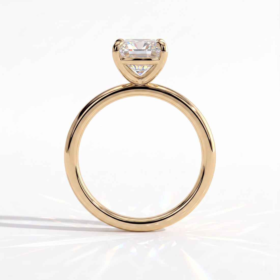 Pear lab-grown diamond solitaire engagement ring in 14K (585) yellow gold, side profile 