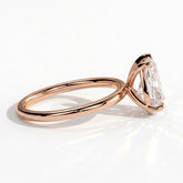 Pear lab-grown diamond solitaire engagement ring in 18K (750) rose gold, detail view 