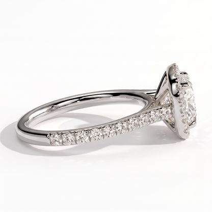 Cushion lab-grown diamond halo engagement ring in 18K (750) white gold, detail view 