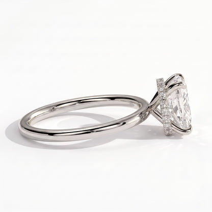 Elongated Cushion lab-grown diamond solitaire engagement ring in 950 platinum, detail view 