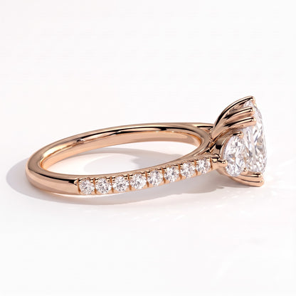 Elongated Cushion lab-grown diamond three-stone engagement ring in 18K (750) rose gold, detail view 