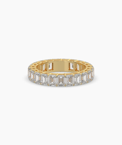 Joline emerald-cut lab-grown diamond eternity ring in 585 yellow gold, front view 