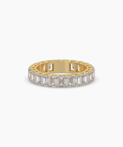 Joline emerald-cut lab-grown diamond eternity ring in 750 yellow gold, front view 