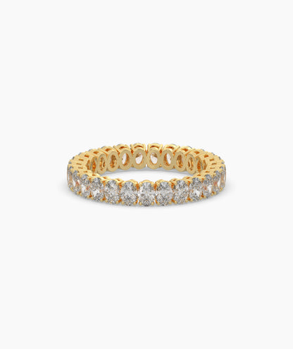 Anina oval lab-grown diamond eternity ring in 585 yellow gold, front view 